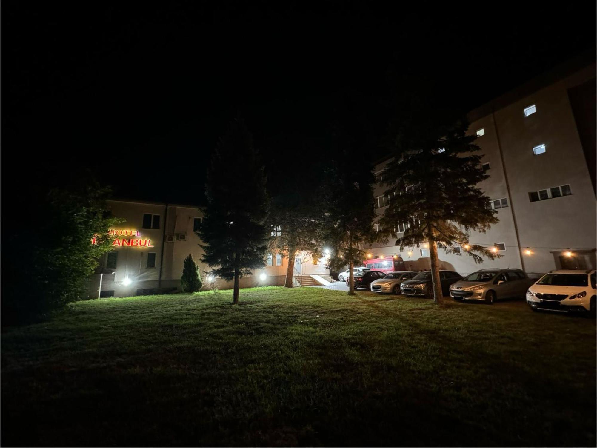 Hotel Istanbul Skopje Bagian luar foto