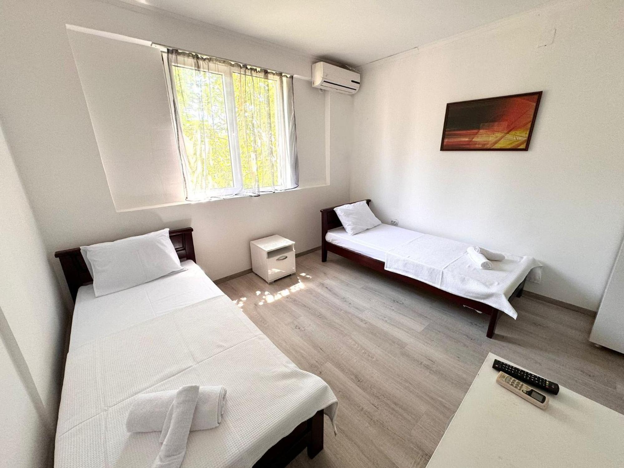 Hotel Istanbul Skopje Bagian luar foto