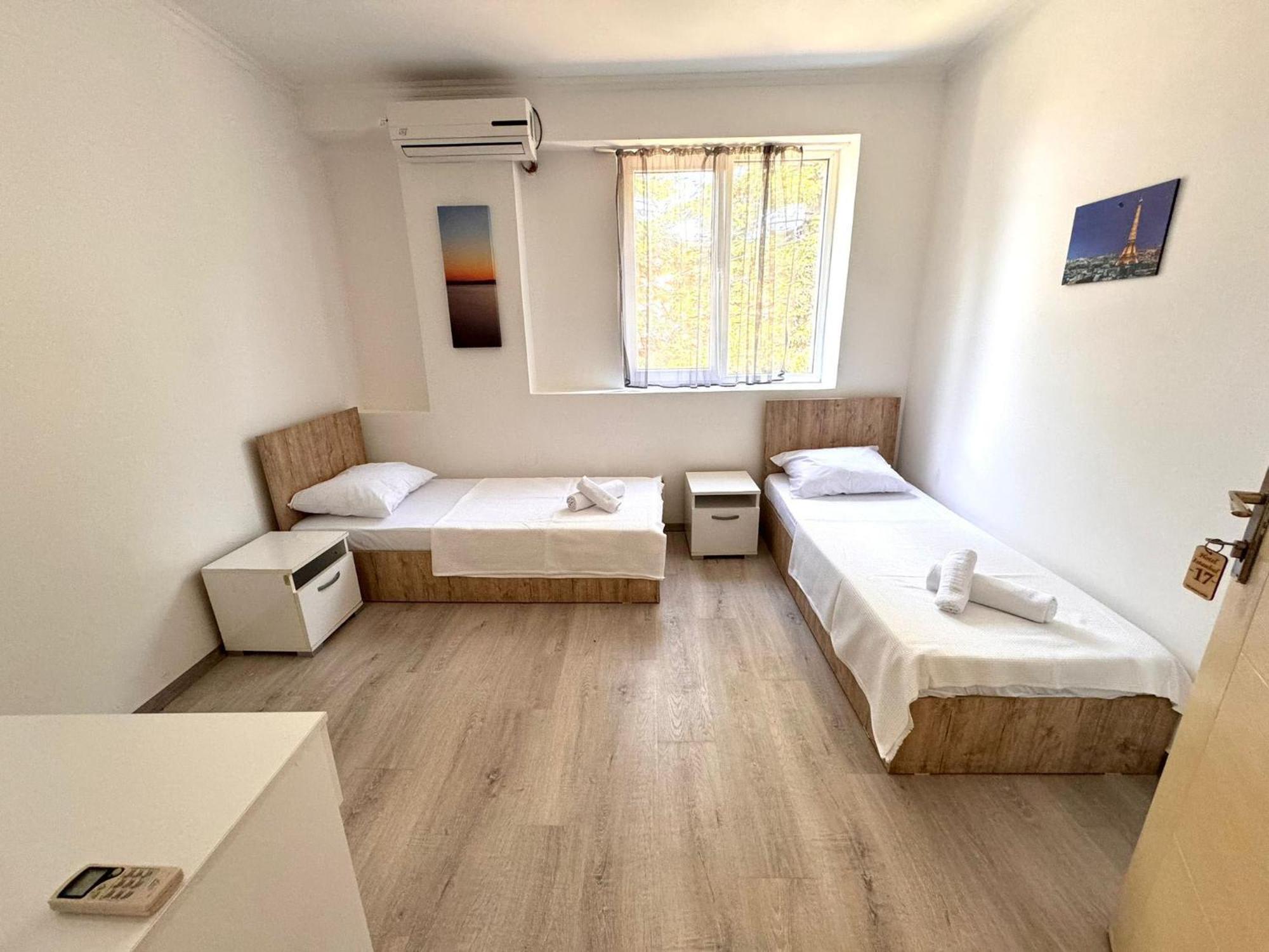 Hotel Istanbul Skopje Bagian luar foto